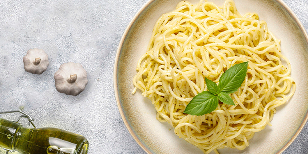 Spaghetti with Garlic Parmesan